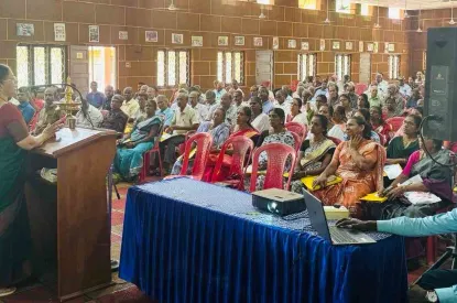 INAUGURATES FARMERS SEMINAR AT KANJIKKUZHY, CHERTHALA
